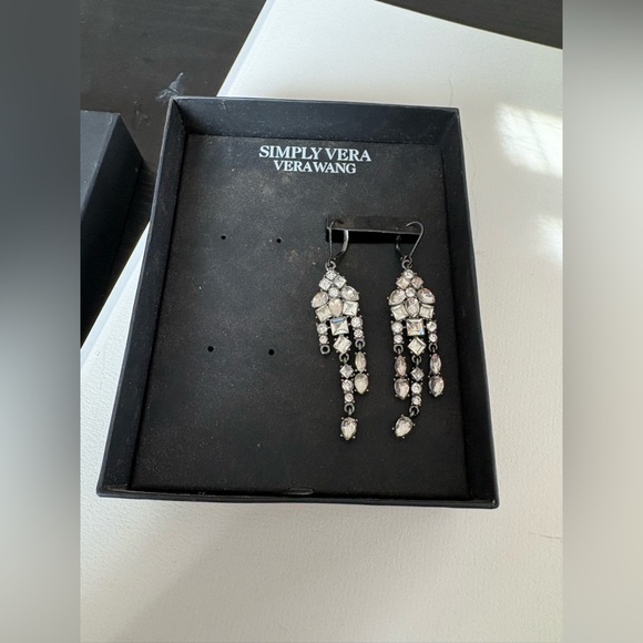 Simply Vera Vera Wang Chandler Rhinestone Earrings (New In Box With Defects) - Picture 7 of 7